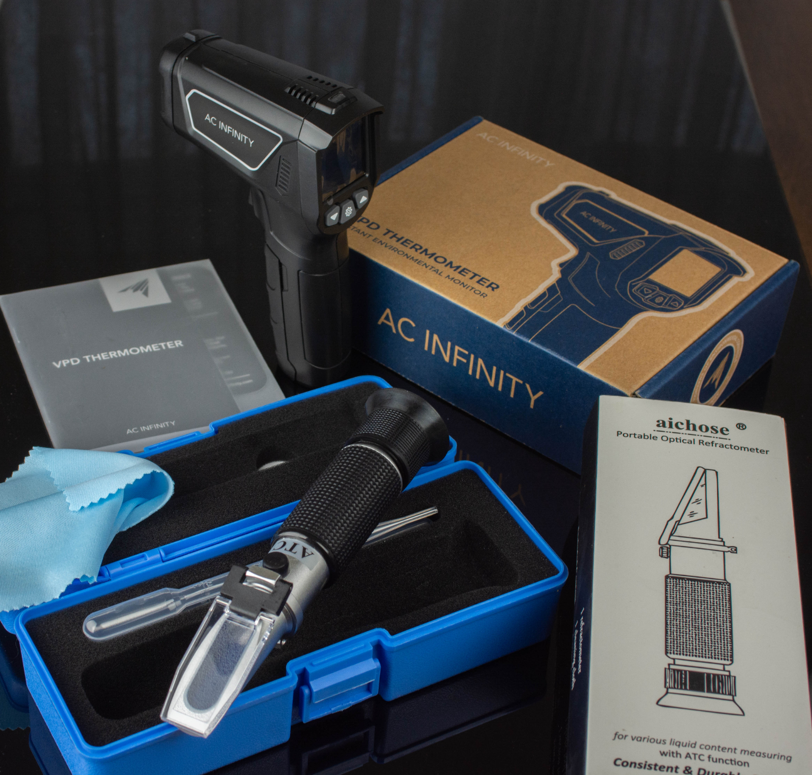 Refractometer and AC infinity IR VPD-1.jpg