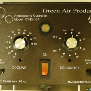 CO2/Temp. Meter and Green Air Equipment