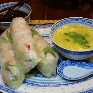 canna_spring_rolls_with_infused_Egg_Drop_Soup