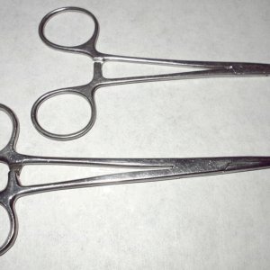 Hemostats.jpg