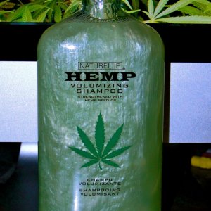 Hemp_Seed_Oil_Shampoo