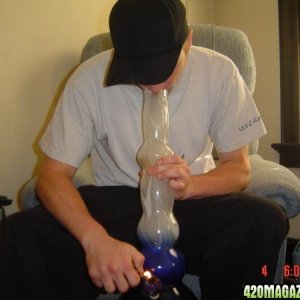 just takin a few bong rips