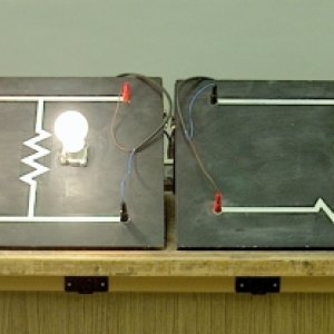 In series Vrs.  parallel Light Circuit