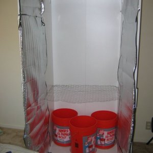 grow room with screen