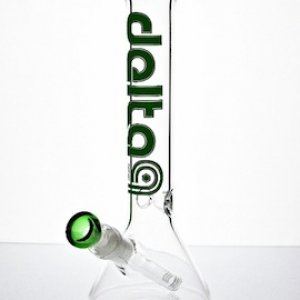 Delta_9_Clear_10_Beaker_Water_Pipe