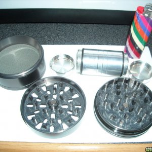 SCS Grinder and SS Stash Case