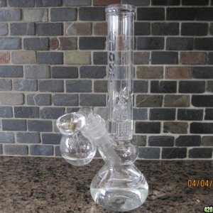 Ghost Glass 10 inch bong