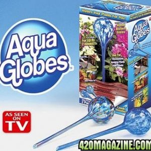 aqua_globes_plant_watering_system-