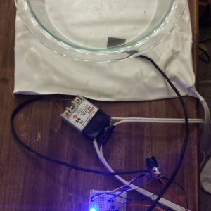 DIY temperature controllable heat pad