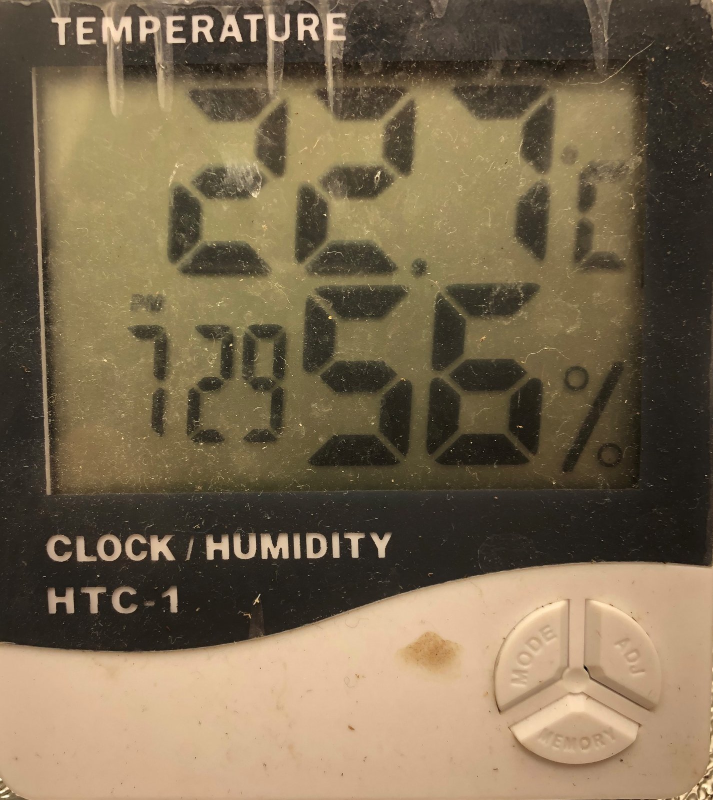 05 16 2022 Tent Temp and Humidity.jpg