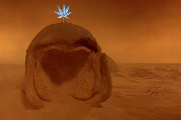 0_dune-movie-sand-worm.jpg