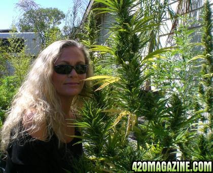 420 Girl Dana Dwight