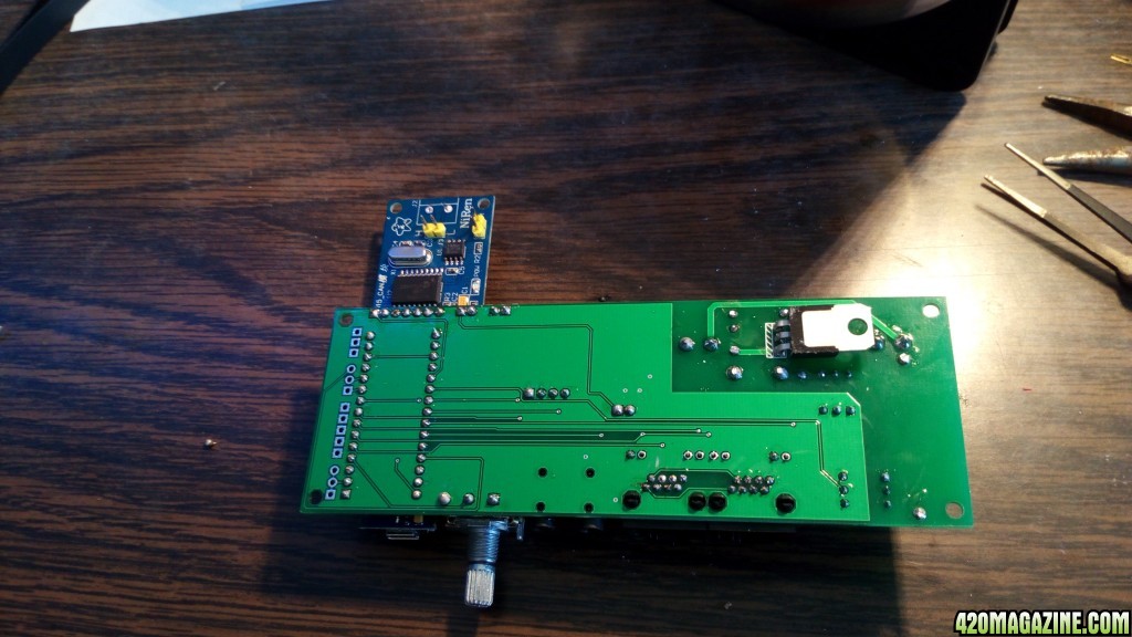 Bottom AC fan controller PCB