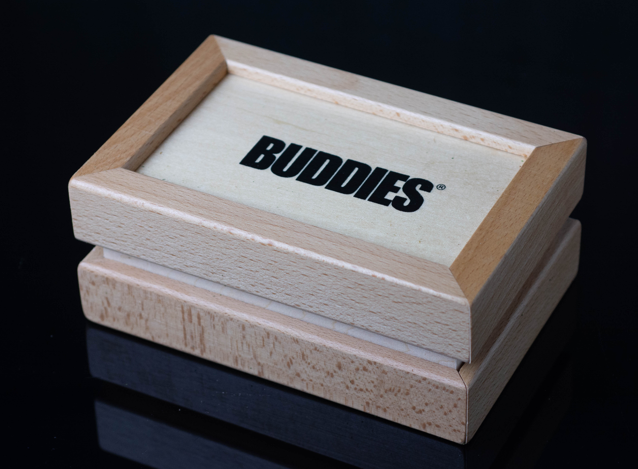 Buddies box and keif-1.jpg