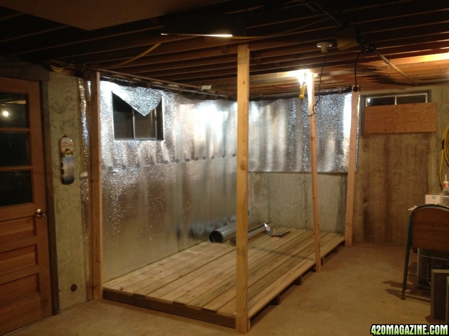 Cannabis 1 Grow Room