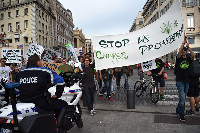 Cannabis Rally In France 05/2014