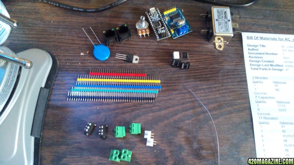 Components AC fan controller