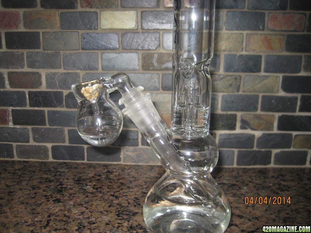 Ghost Glass 10 inch bong