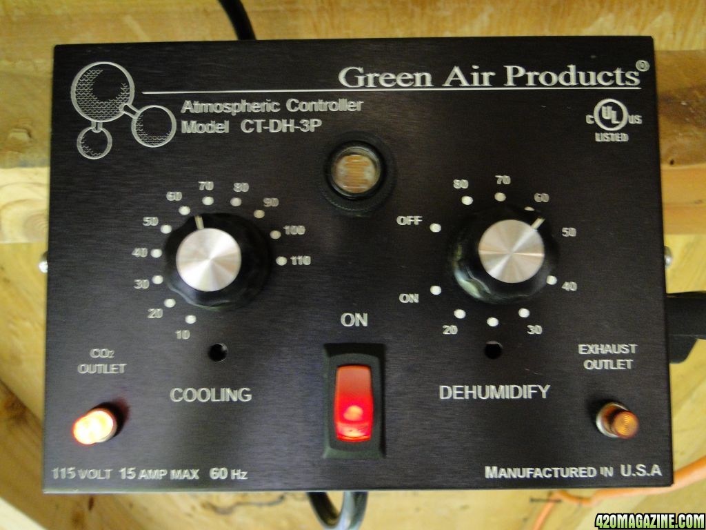 Green_Air_Atmospheric_Controller