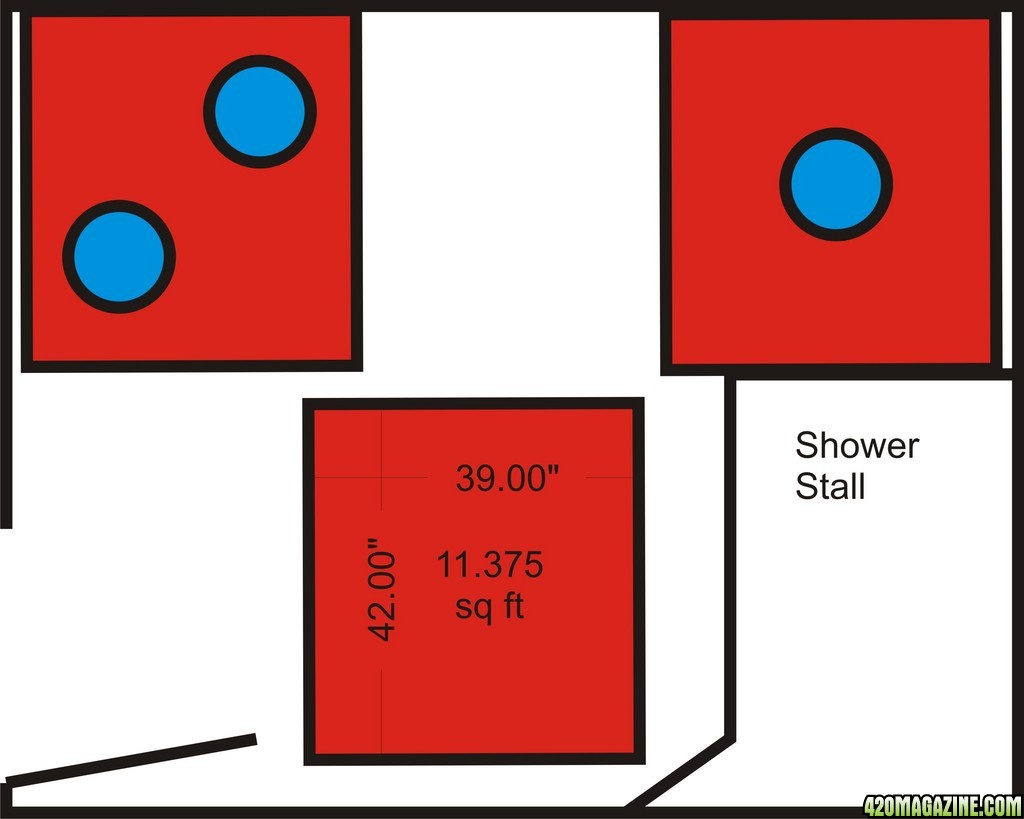 Grow_room_with_3_carts