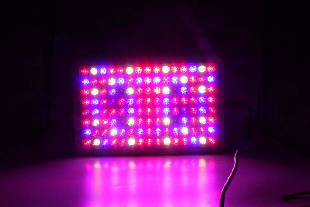 GS 300, GS 600 LED GROW LIGHT