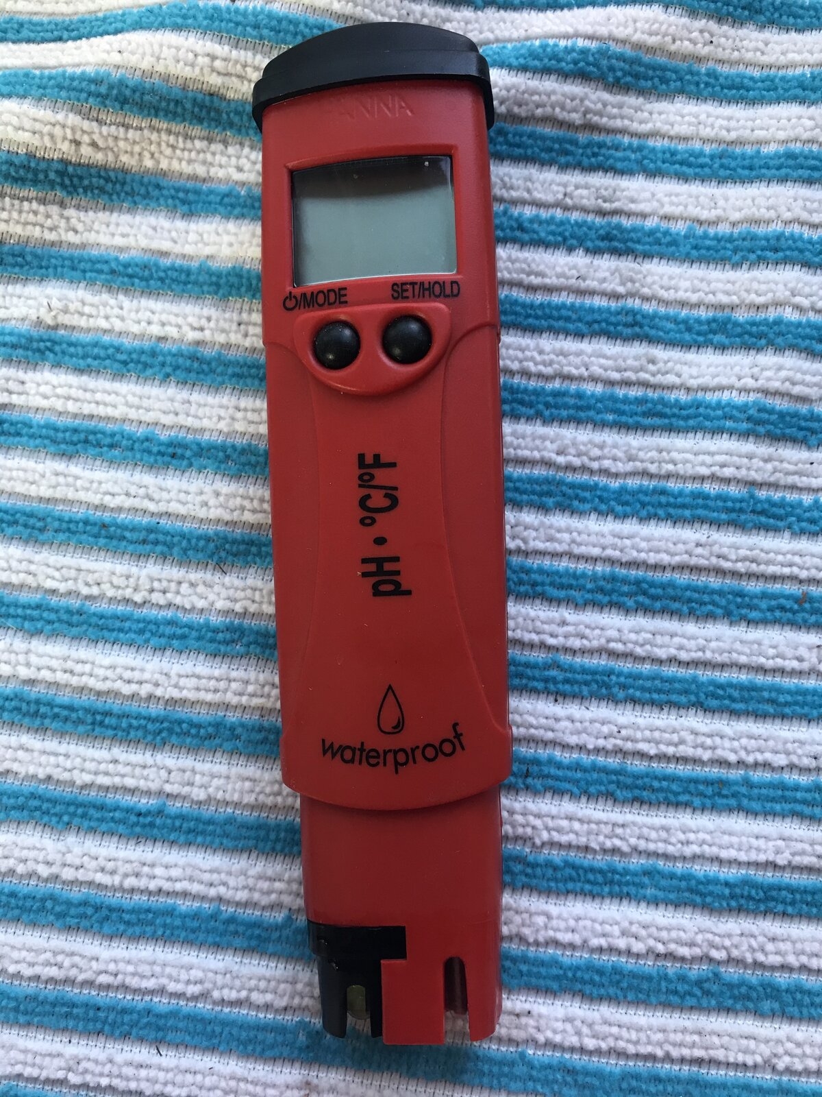 Hanna pH meter.jpg