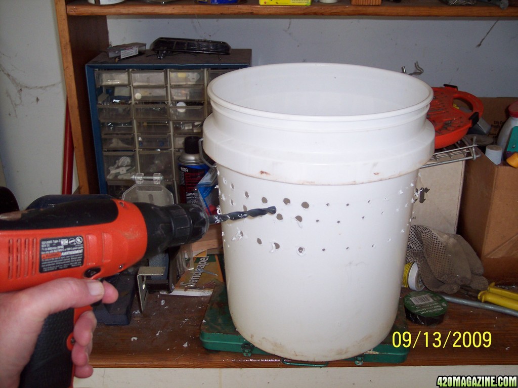 Odor Control Bucket