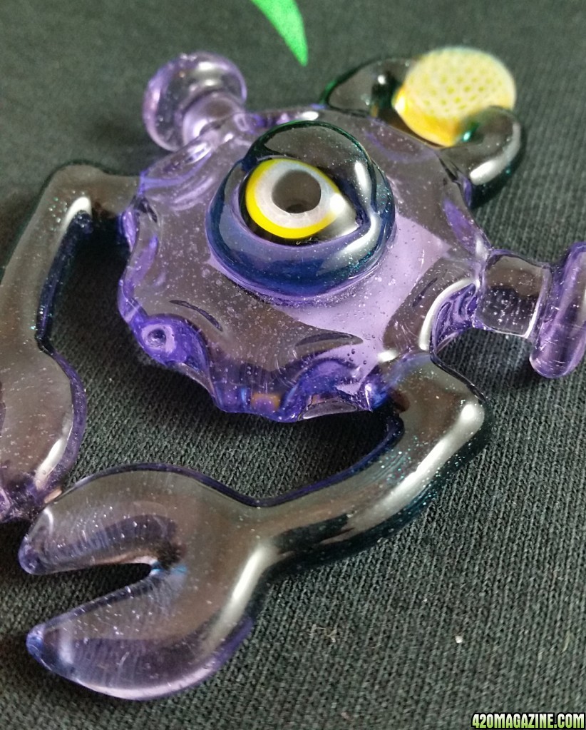 purpalienpendant