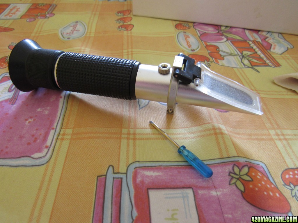 Refractometer