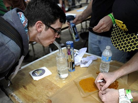 Smoking Dabs - Getty Images