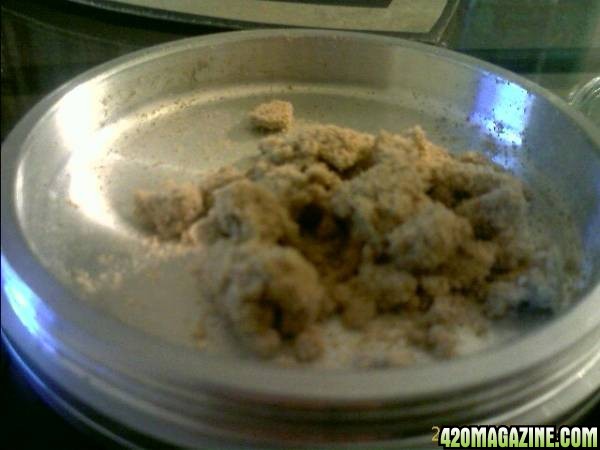 Some good ol' Kief Smoking