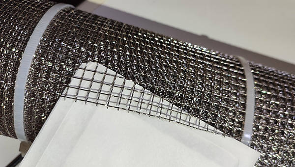 stainless_steel_mesh.jpg