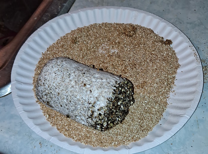 Vermiculite cake coating 10-28a.jpg