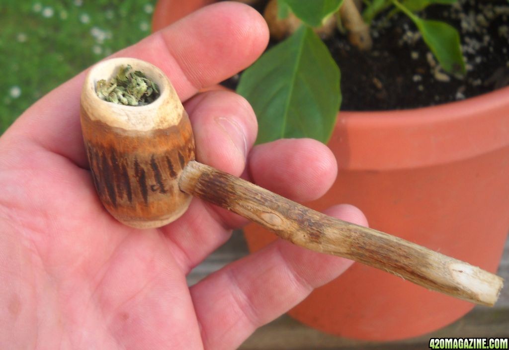 Woodsman - Hand Made 'Hickory Pipe'