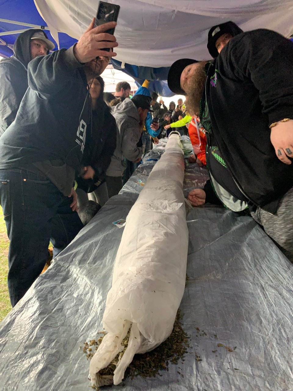 Worlds Largest Joint Vanouver BC Canada april 20 2023