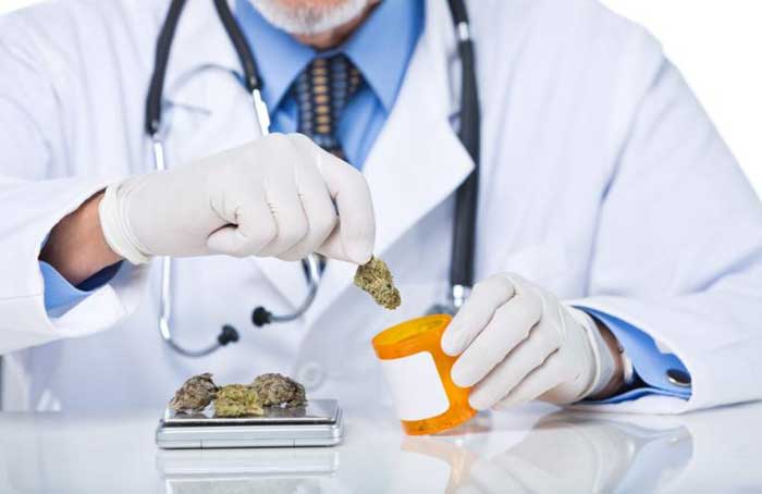 Doctor_and_Medical_Marijuana2_-_Getty_Images.jpg
