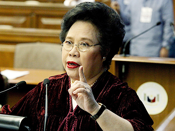 Senator_Miriam_Defensor-Santiago.jpg