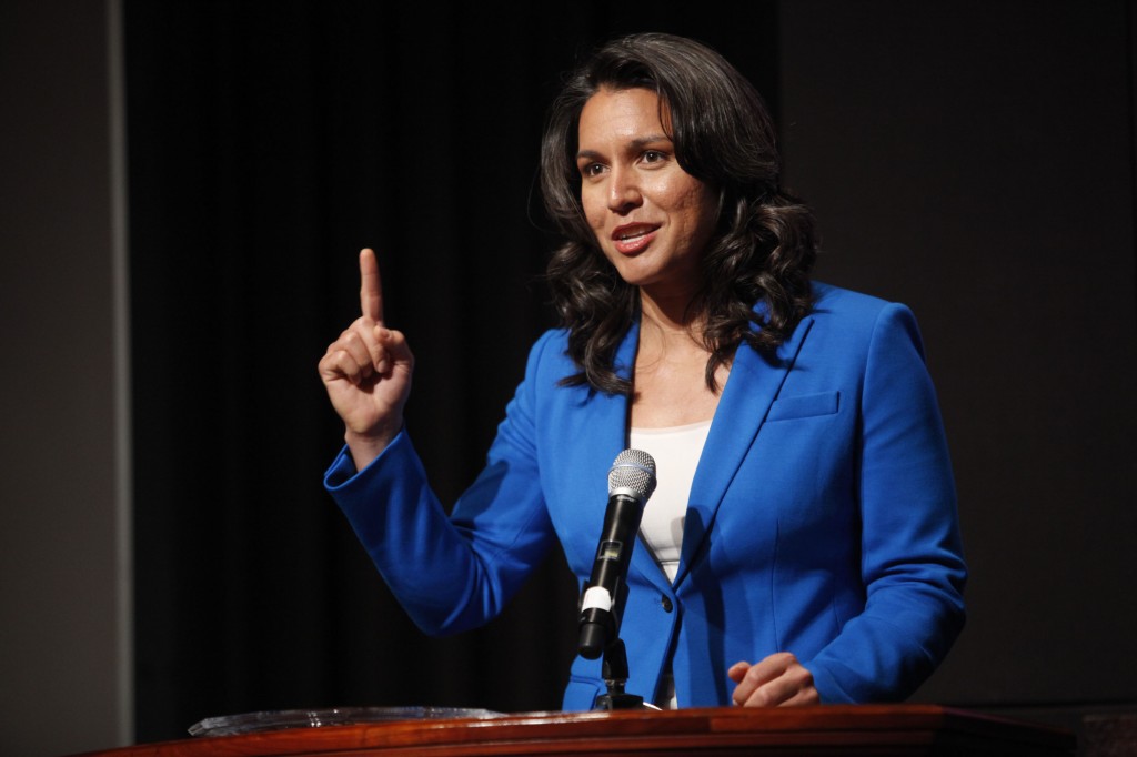 Tulsi_Gabbard_-_Thos_Robinson.jpg