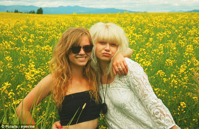 Twin_Sisters_Loving_Hippies.jpg