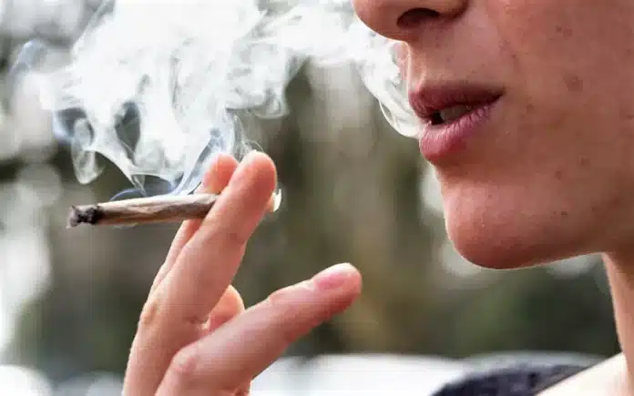 Smoking cannabis Delaware